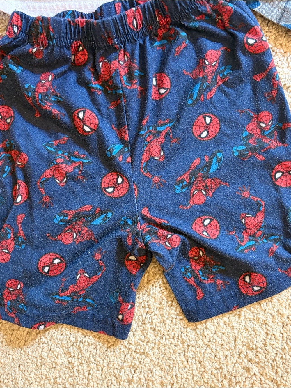 Spiderman Kids Pajama Set - Size 6 - Picture 4 of 7